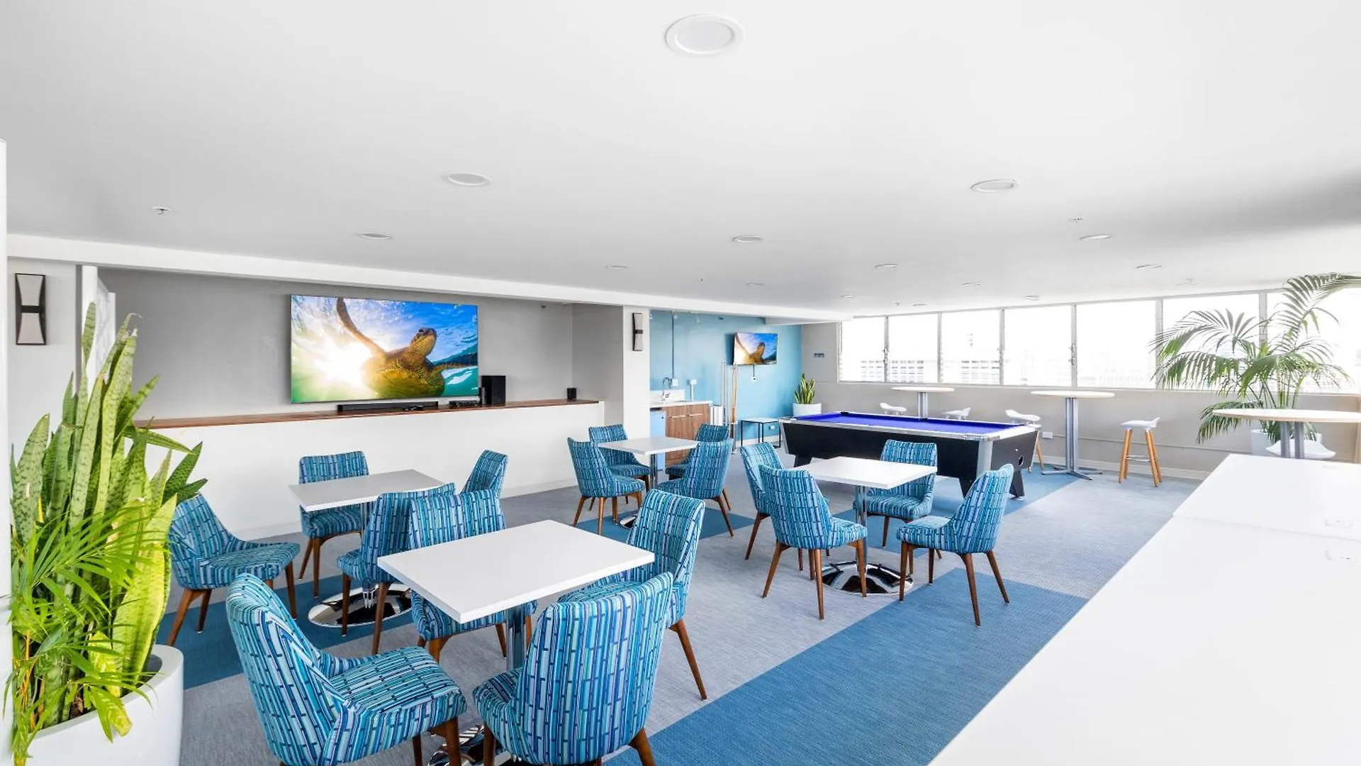 Pacific Monarch - 1 Bedroom - Ocean And City Views! Honolulu Aparthotel